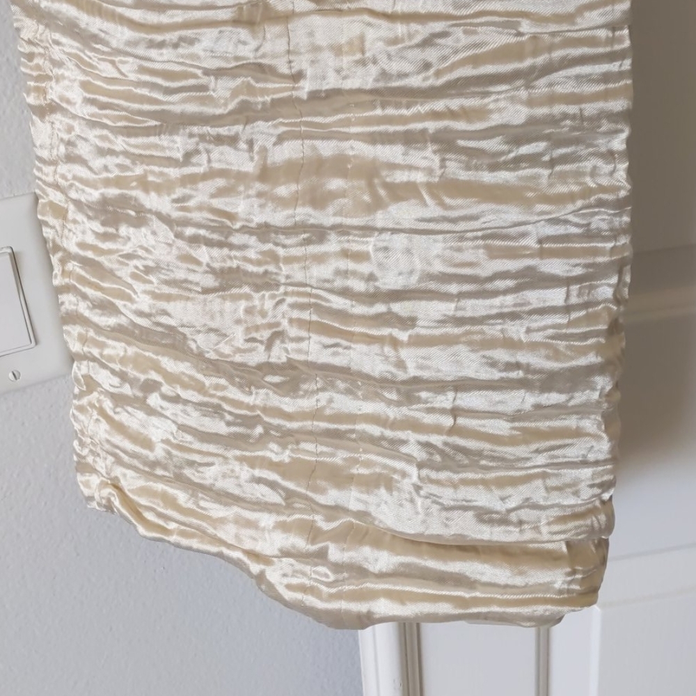 Dress - Picture 6 of 10